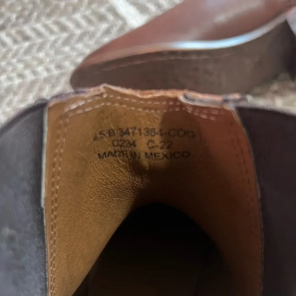 Frye Carly Zippper Chelsea Boot Sz 6.5B
